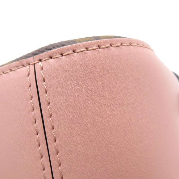 Saintonge Monogram Pink Ballerine Shoulder Bag - Picture 8 of 12
